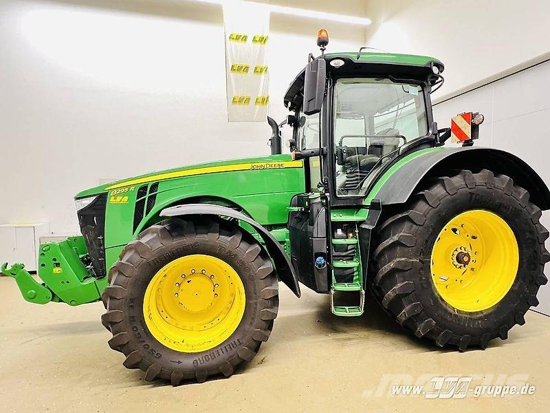 John Deere 8295R Tractoren