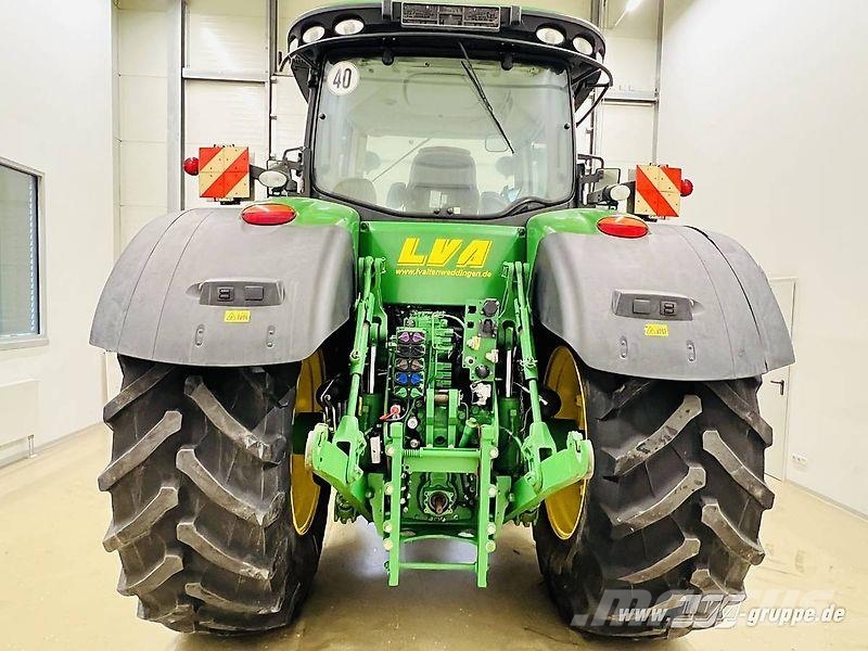 John Deere 8295R Tractoren