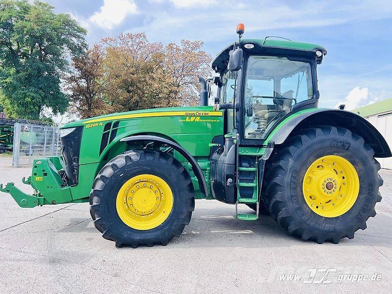 John Deere 8295R Traktorit