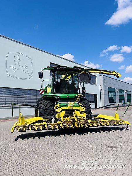 John Deere 8300 Otros