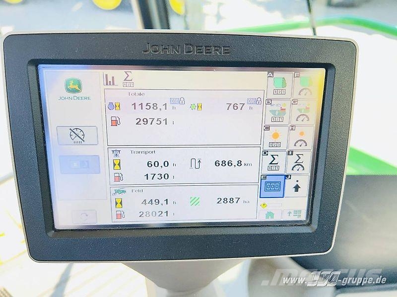 John Deere 8300 Otros