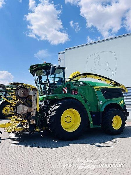 John Deere 8300 Otros