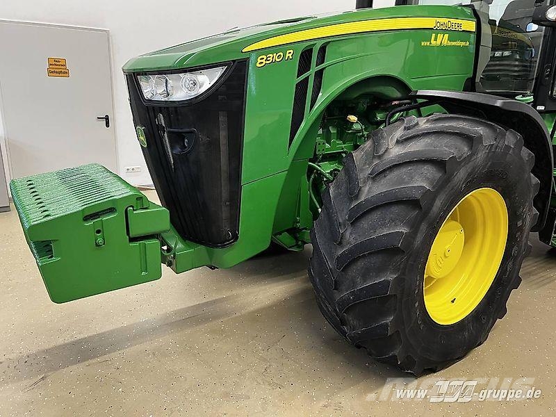 John Deere 8310R **Motor NEU** Tractoren
