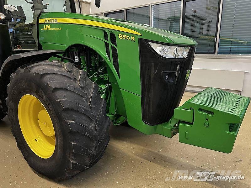 John Deere 8310R **Motor NEU** Tractoren