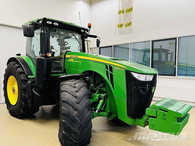 John Deere 8310R **Motor NEU** Tractoren