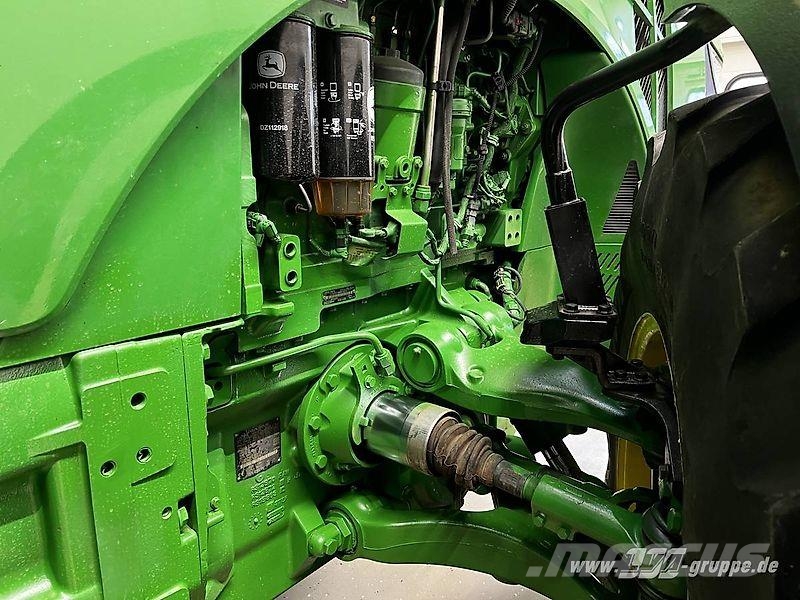 John Deere 8310R **Motor NEU** Tractoren