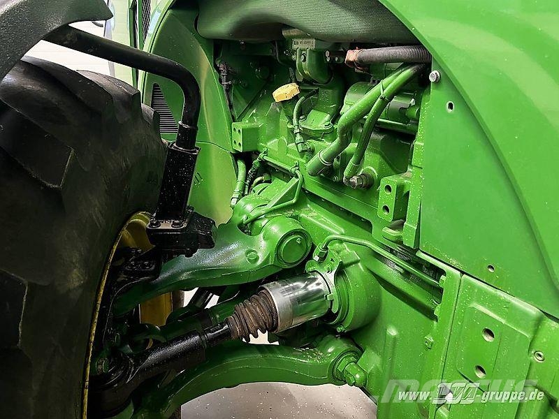 John Deere 8310R **Motor NEU** Tractoren
