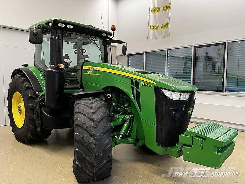 John Deere 8310R **Motor NEU** Tractoren
