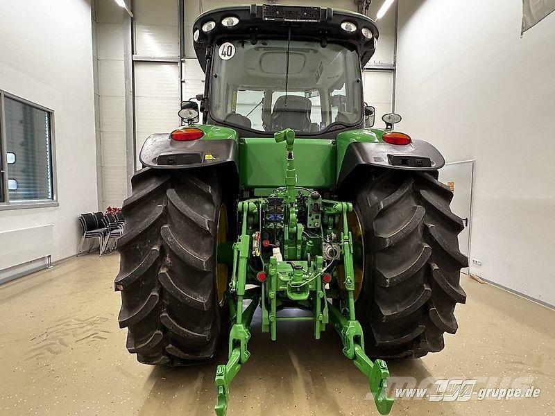 John Deere 8310R **Motor NEU** Tractoren