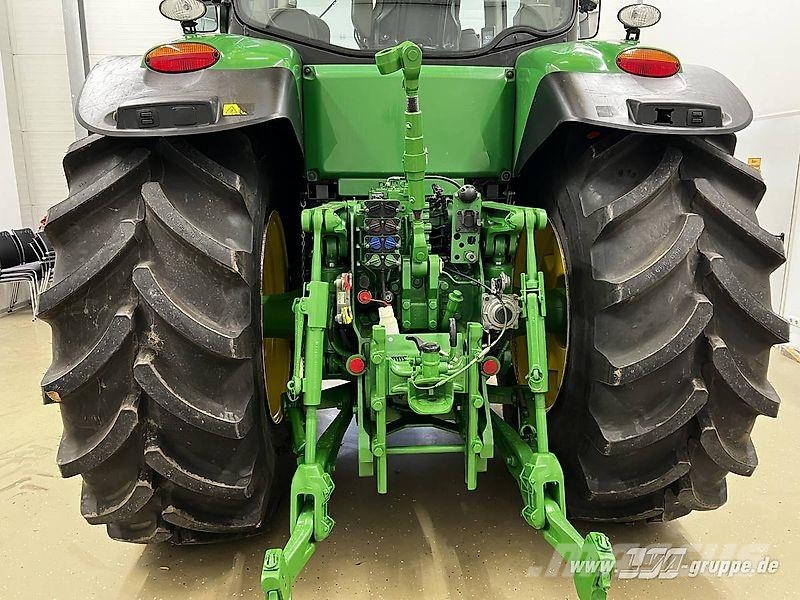 John Deere 8310R **Motor NEU** Tractoren