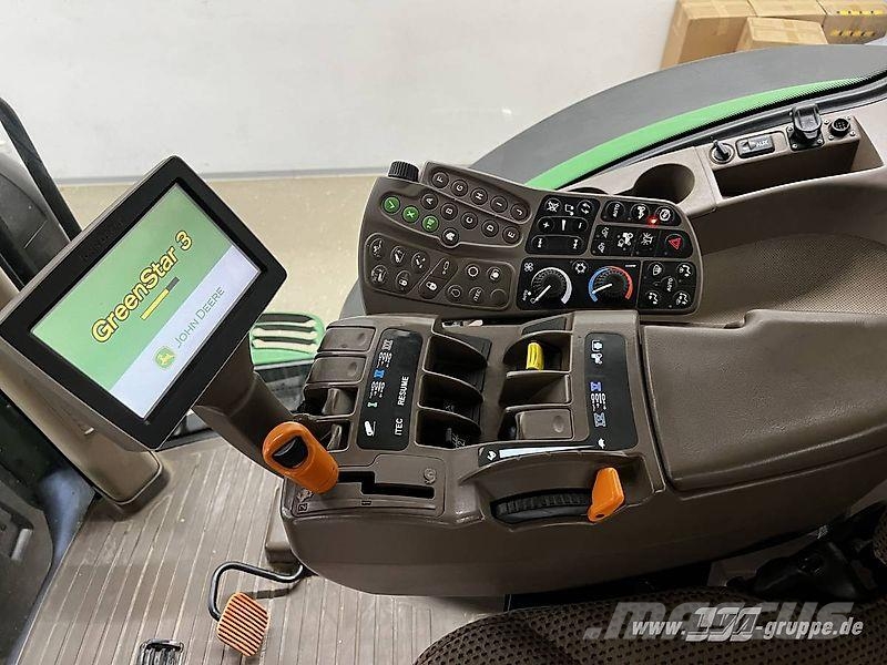 John Deere 8310R **Motor NEU** Tractoren