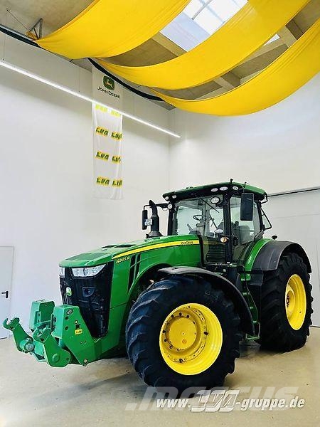 John Deere 8345R FRONT PTO Tractoren
