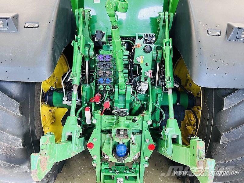 John Deere 8R 370 Traktoren