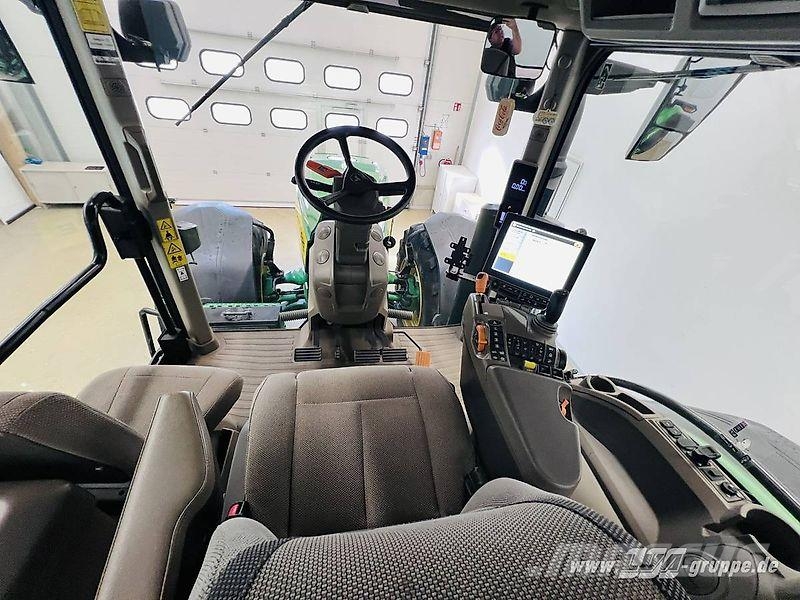 John Deere 8R 370 Traktoren
