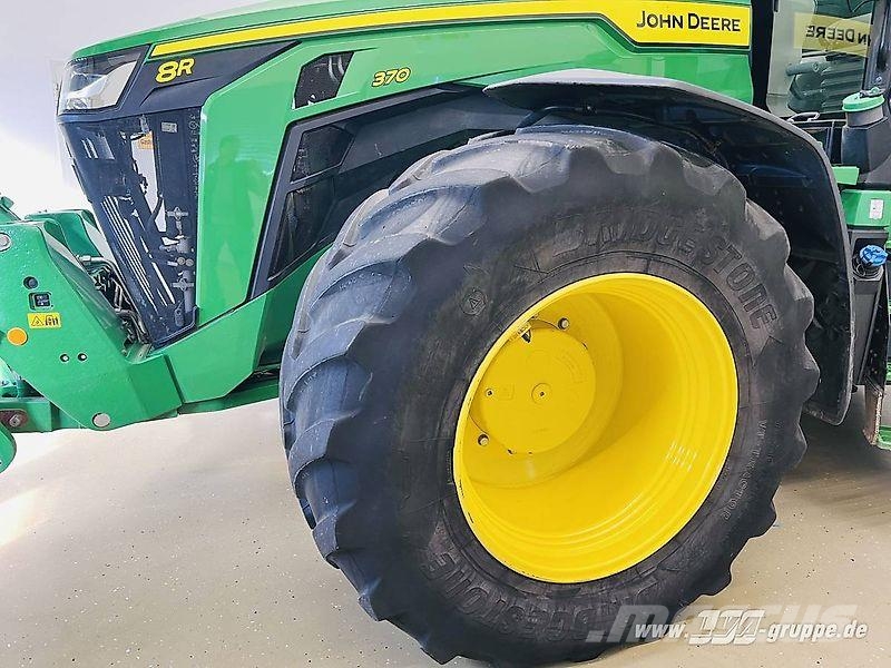 John Deere 8R 370 Traktoren