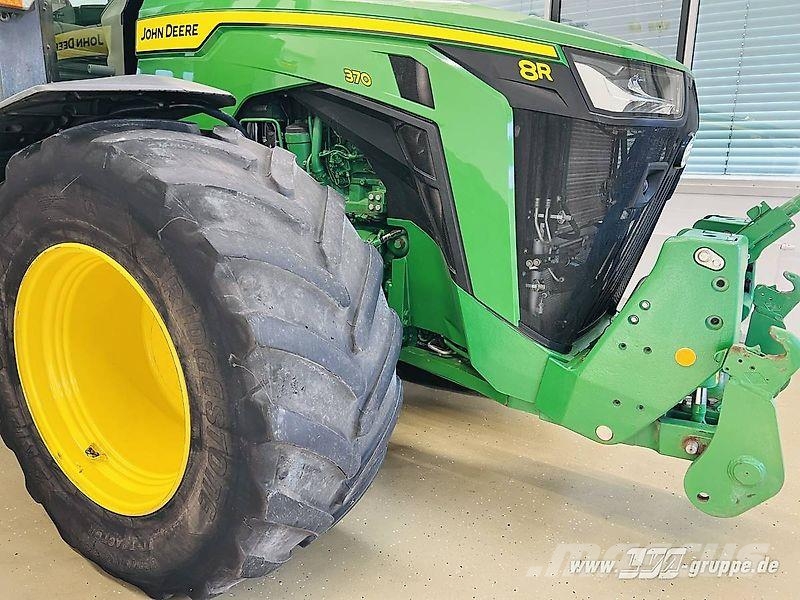 John Deere 8R 370 Traktoren