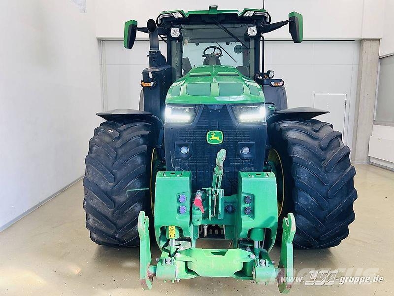 John Deere 8R 370 Traktoren