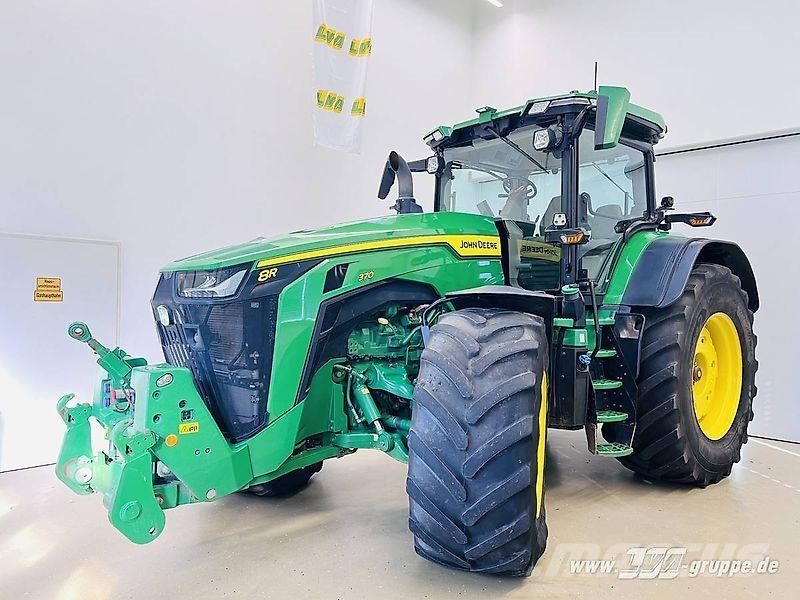 John Deere 8R 370 Traktoren