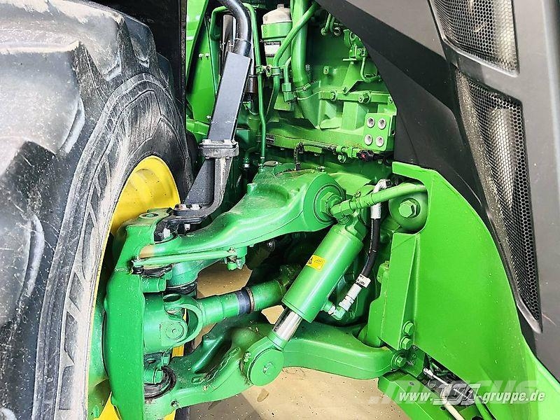 John Deere 8R 370 Tractors