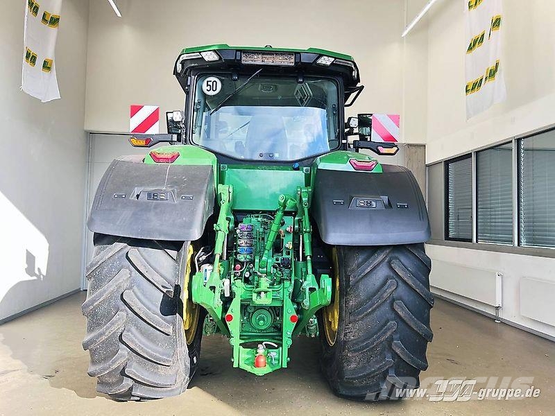 John Deere 8R 370 Tractors
