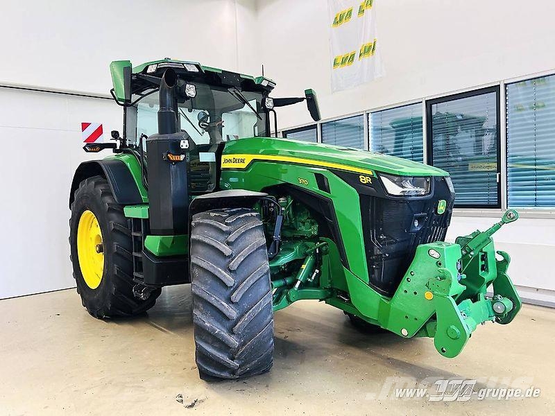 John Deere 8R 370 Tractors