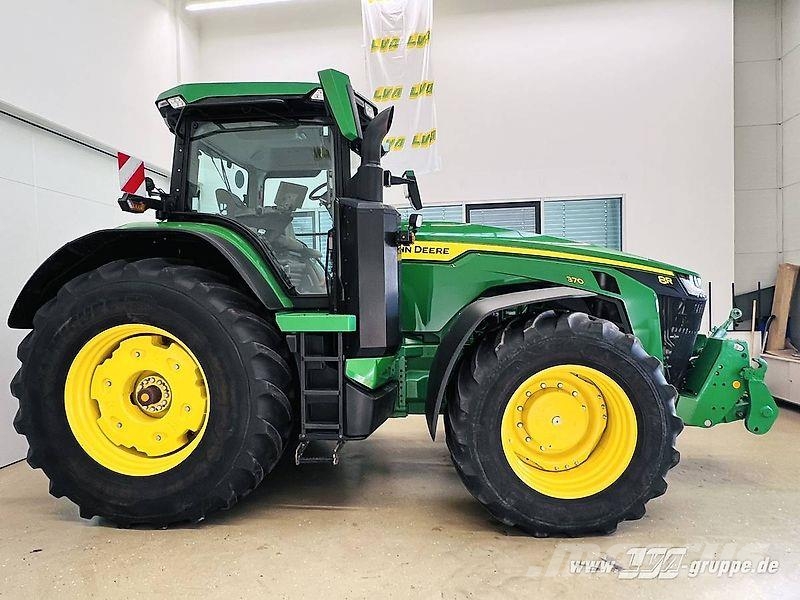 John Deere 8R 370 Tractors