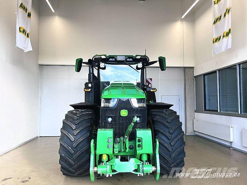 John Deere 8R 370 Tractors