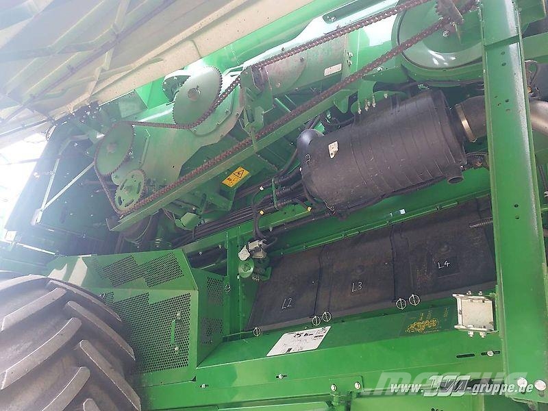 John Deere S770 联合收割机