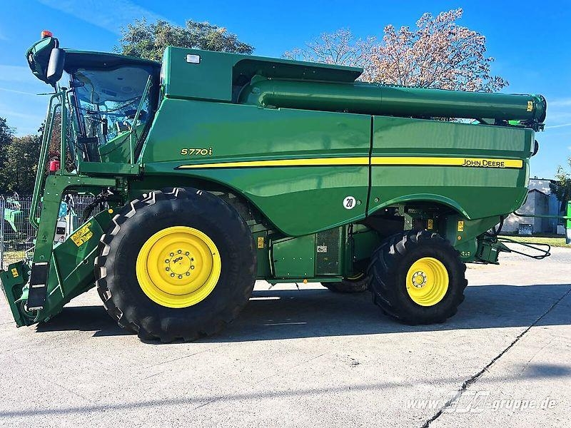 John Deere S770 Skurtreskere