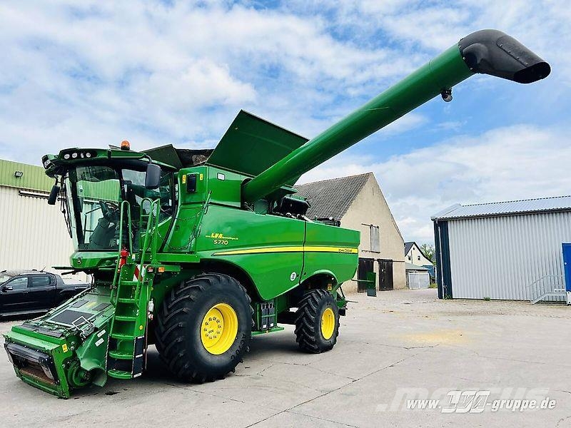 John Deere S770 ProDrive Mähdrescher