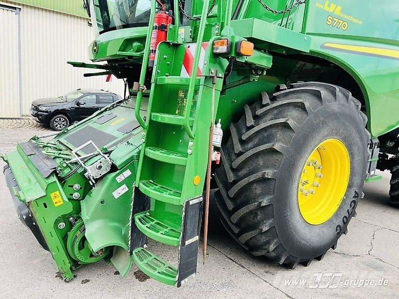 John Deere S770 ProDrive Mähdrescher
