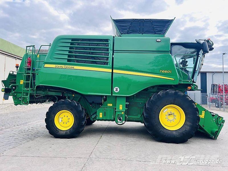 John Deere T660 Combine harvesters