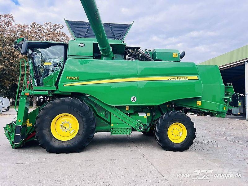 John Deere T660 Combine harvesters