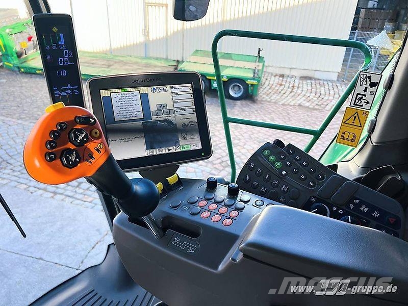 John Deere T660 Kombajni