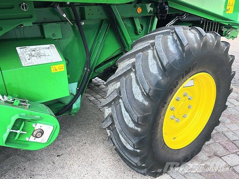 John Deere T660 Mähdrescher