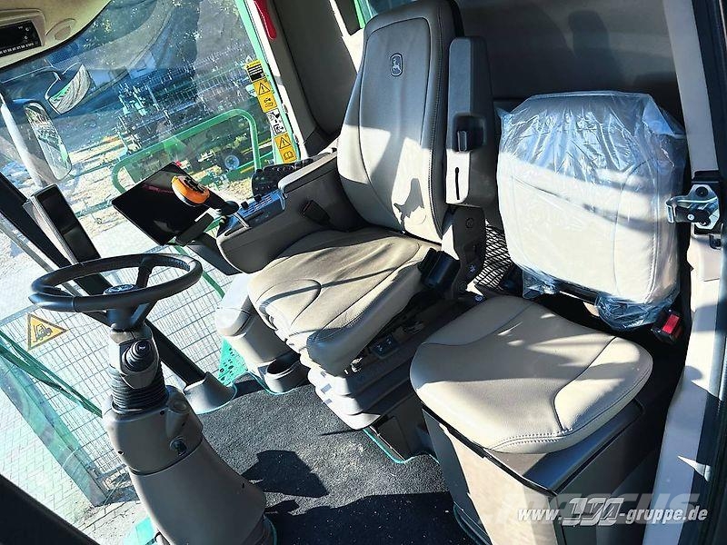 John Deere T670 Skurtreskere