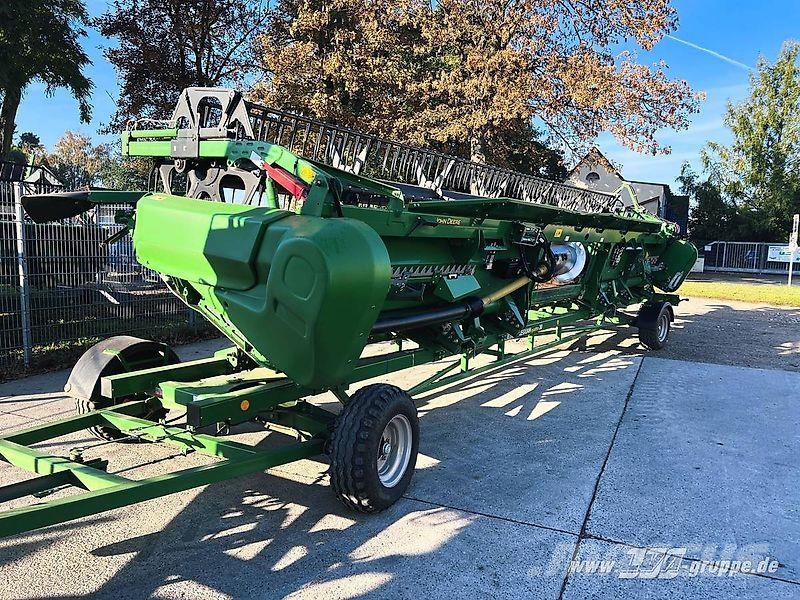 John Deere T670 Skurtreskere