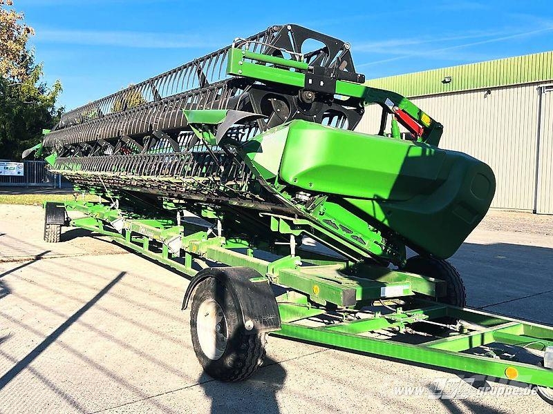 John Deere T670 Skurtreskere