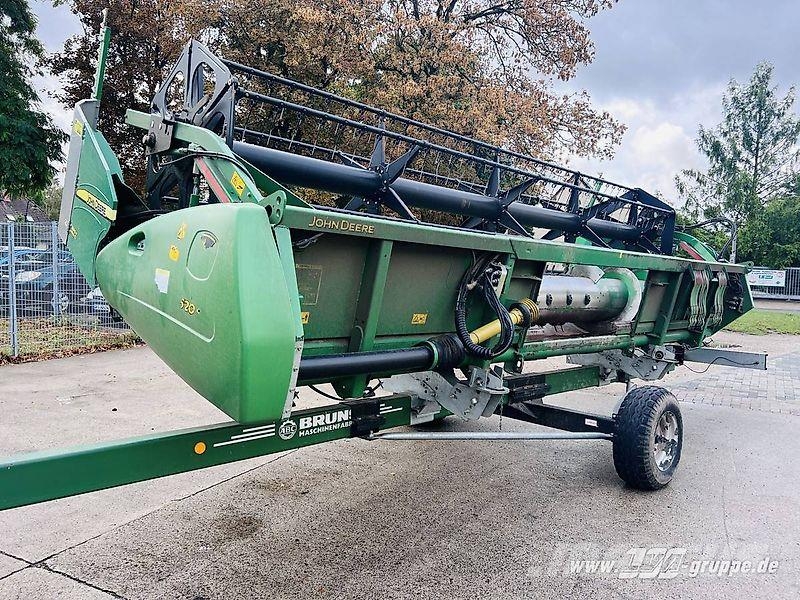 John Deere W540 i Mähdrescher