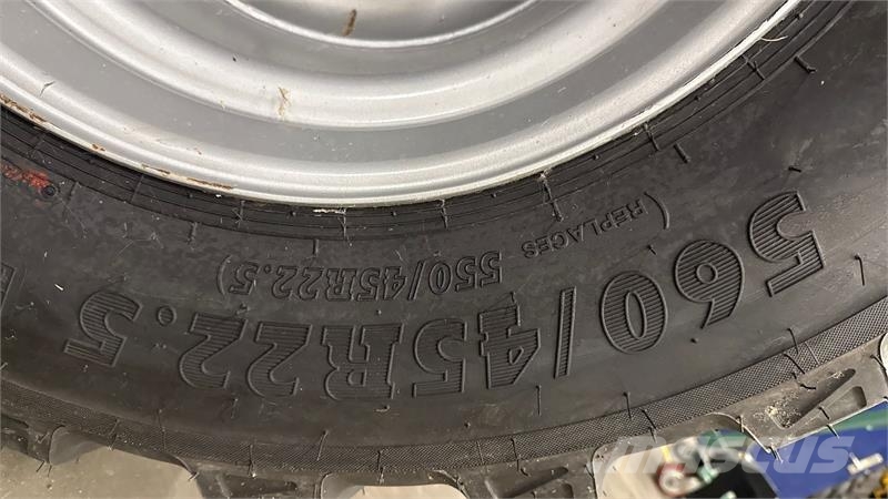 BKT 560/45 R22.5 Hjul, Dæk og Fælge