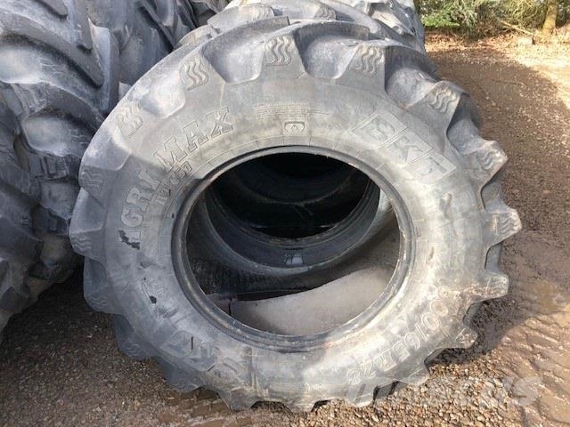 BKT 600/65 R28 Padangos, ratai ir ratlankiai