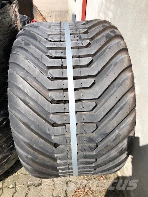 BKT 700/50-26.5 Padangos, ratai ir ratlankiai