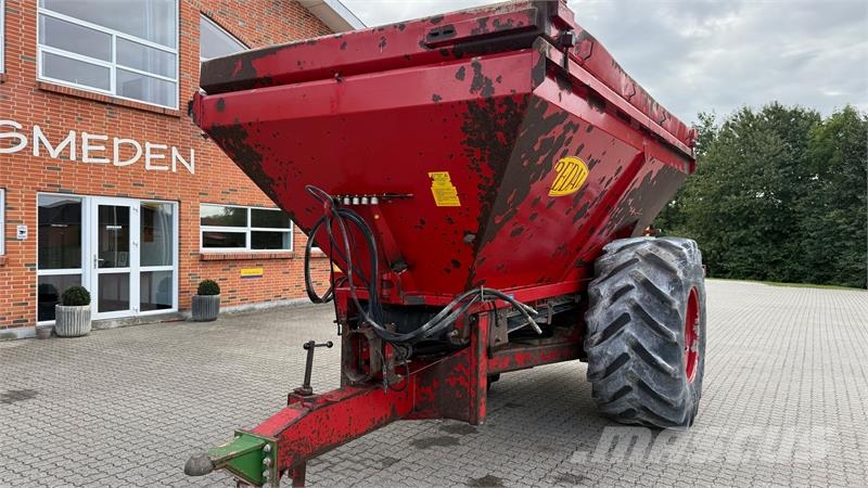 Bredal K105 IsoBus kørselsafhængig Διαστρωτήρες ανοργάνων