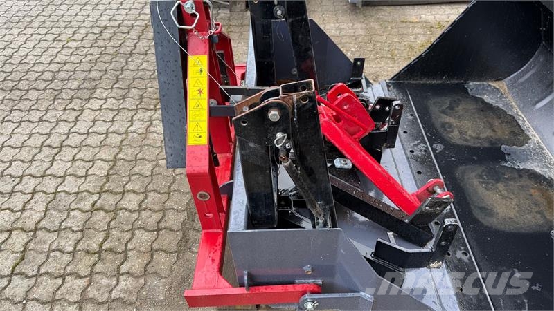 Dk-Tec 140 cm. bagtipskovl Terreinbeheermachines - overige