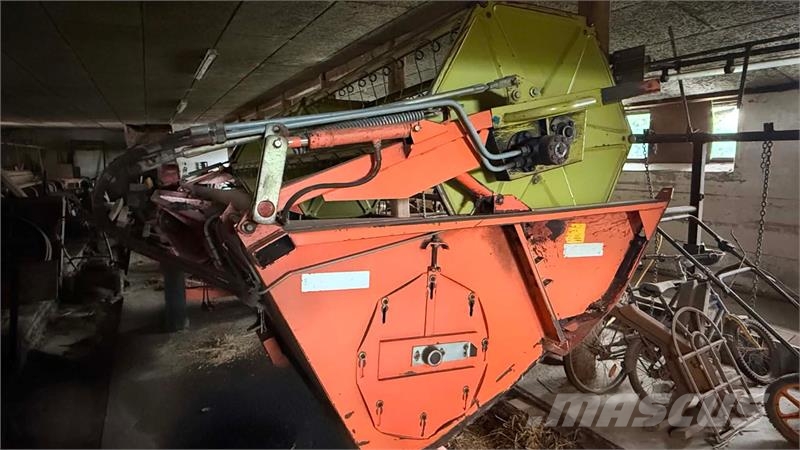 Dronningborg D7000S Mähdrescher