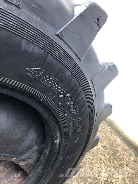 Dunlop 400/80 X 24 Dæk, hjul og fælge