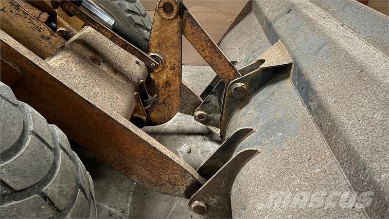 Ford A62 Wheel loaders