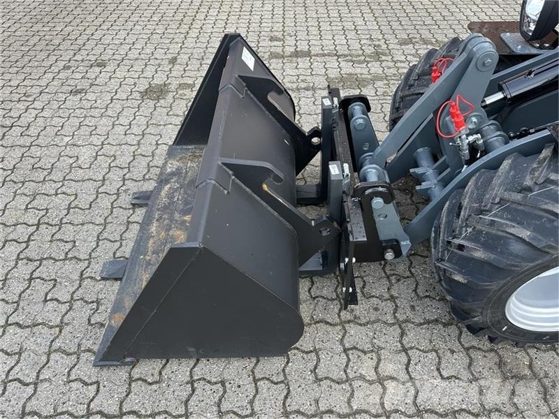 GiANT G1500 HD X-Tra Palas cargadoras