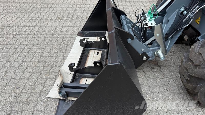 GiANT GT5048 Teleskooplaadurid