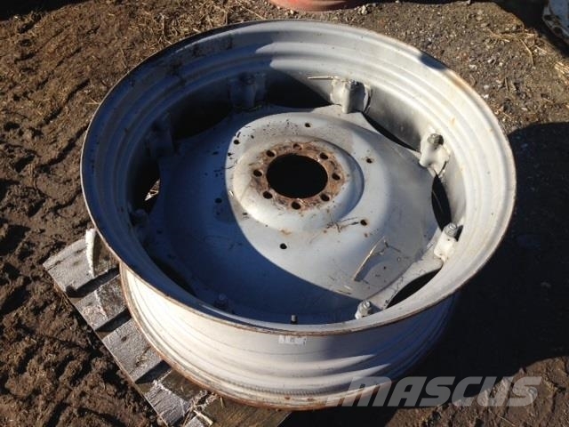 GKN 15X38 Pneus, roues et jantes